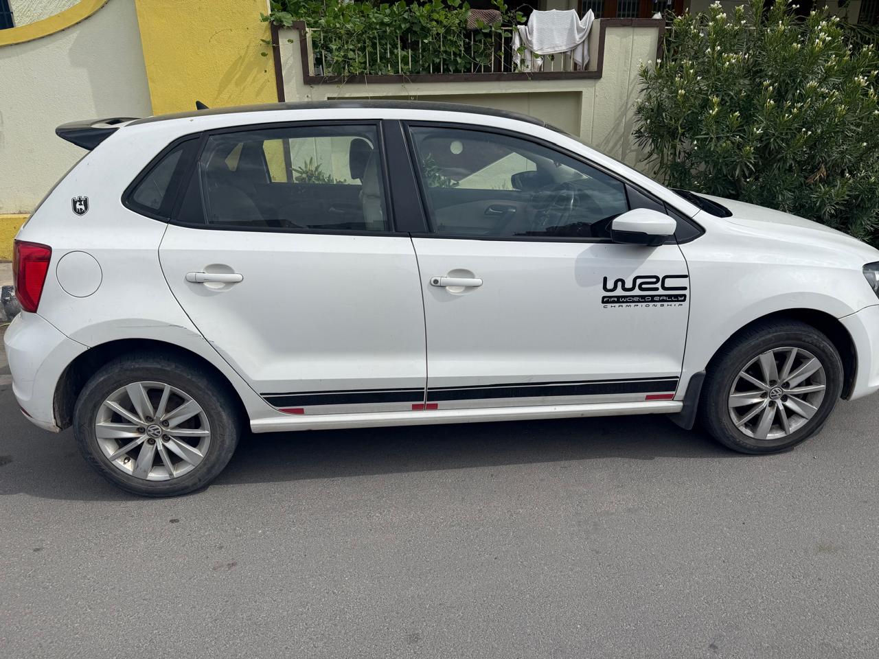 Volkswagen Polo(2016-2019) Highline 1.2l P